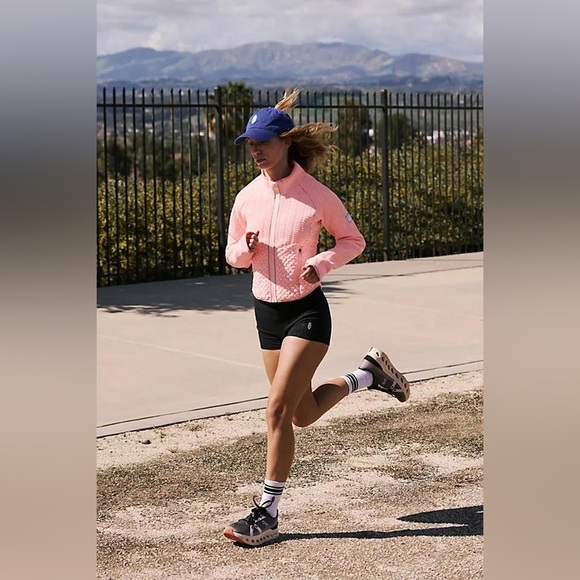 FP Movement By Free people Pink Smock Show Packable Run Jacket Size Small NWOT - Picture 4 of 16